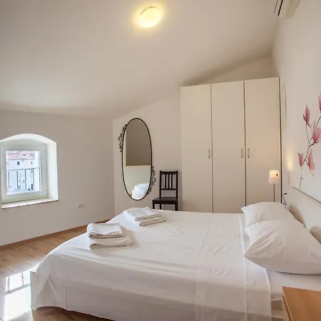 Apartment Pogled Na Luku Cres Zewnętrze zdjęcie
